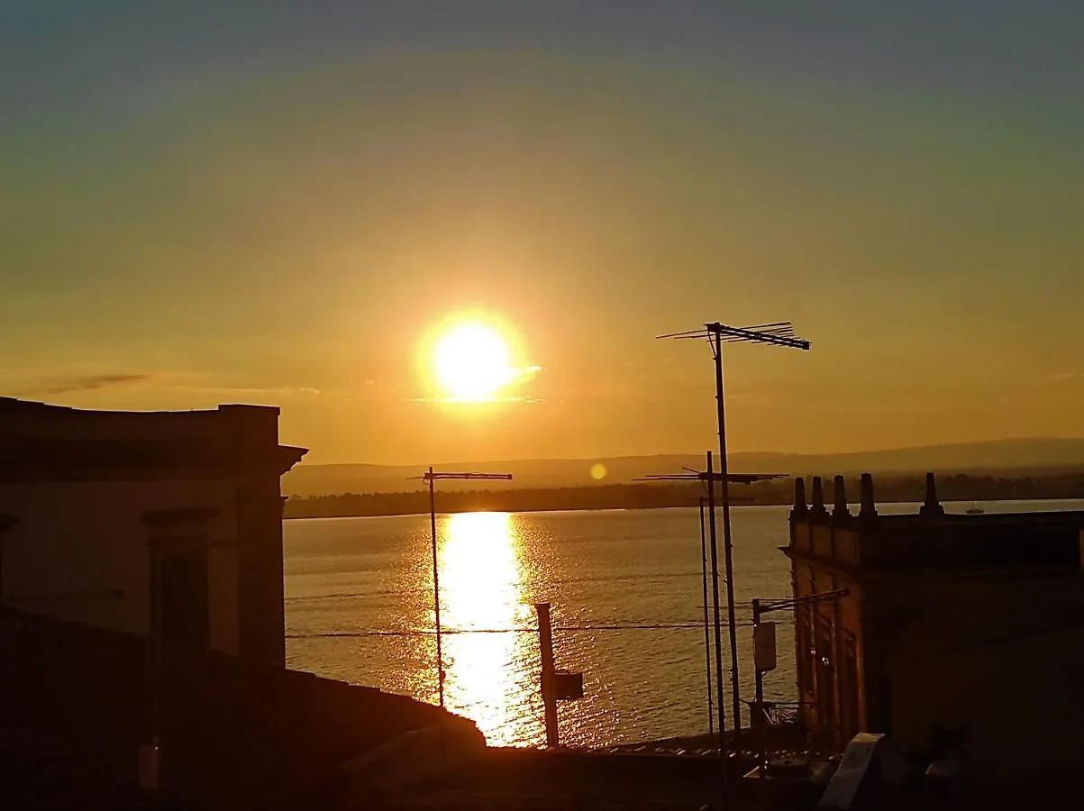 Flora'S House - Ortigia Holidays Syracuse Italy
